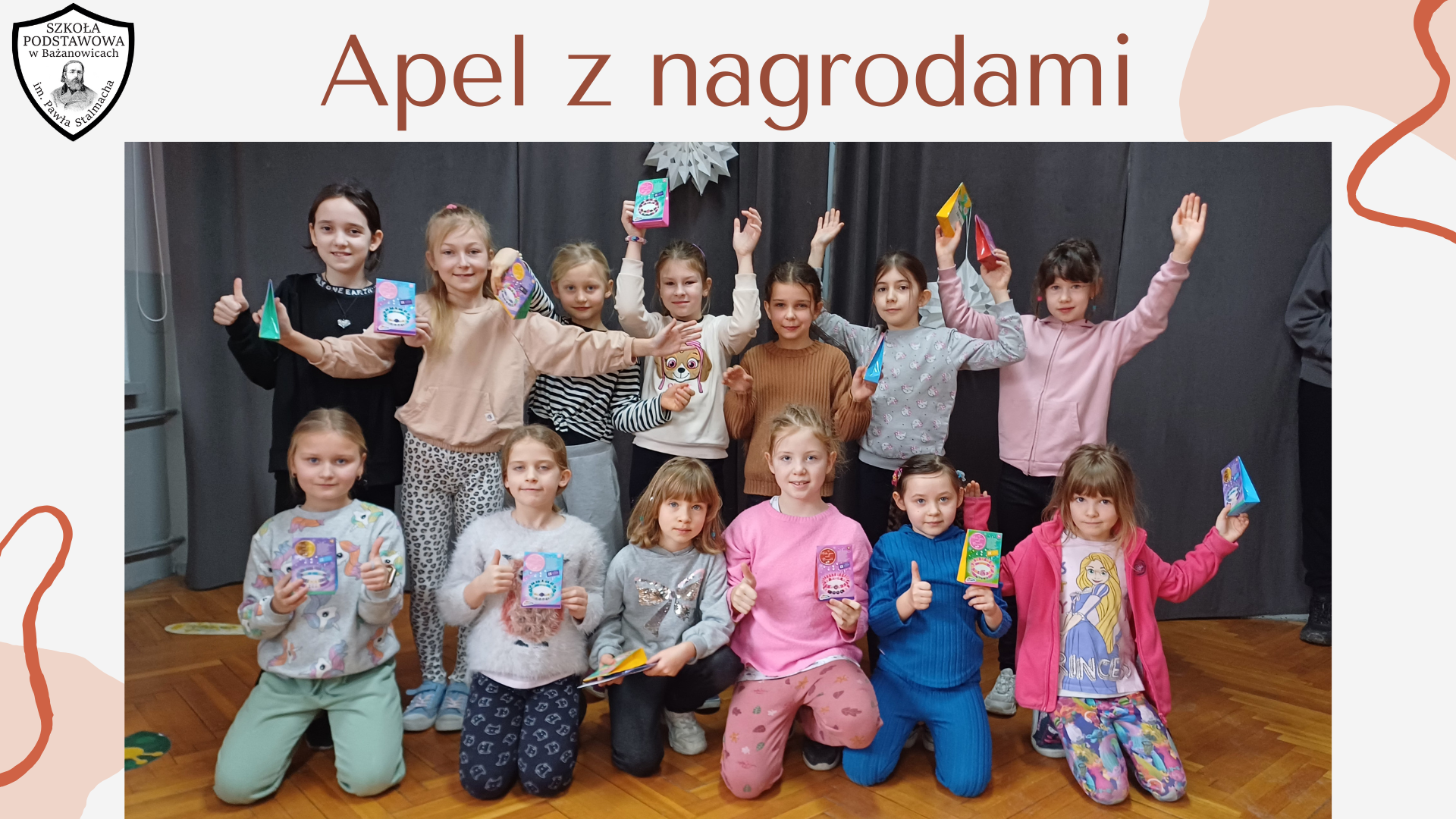 Apel z nagrodami